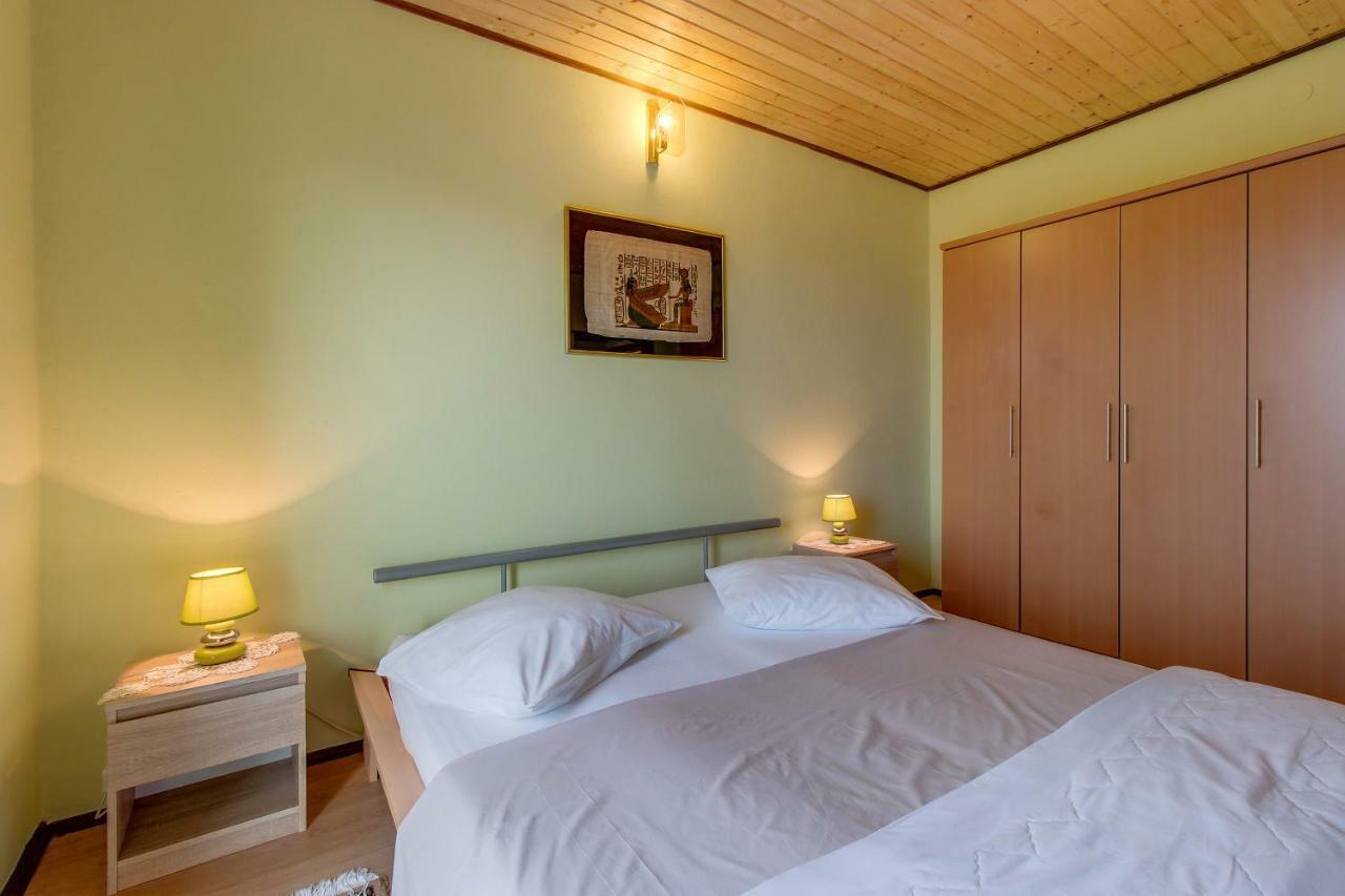 Apartment Malvina Mali Lošinj Eksteriør billede